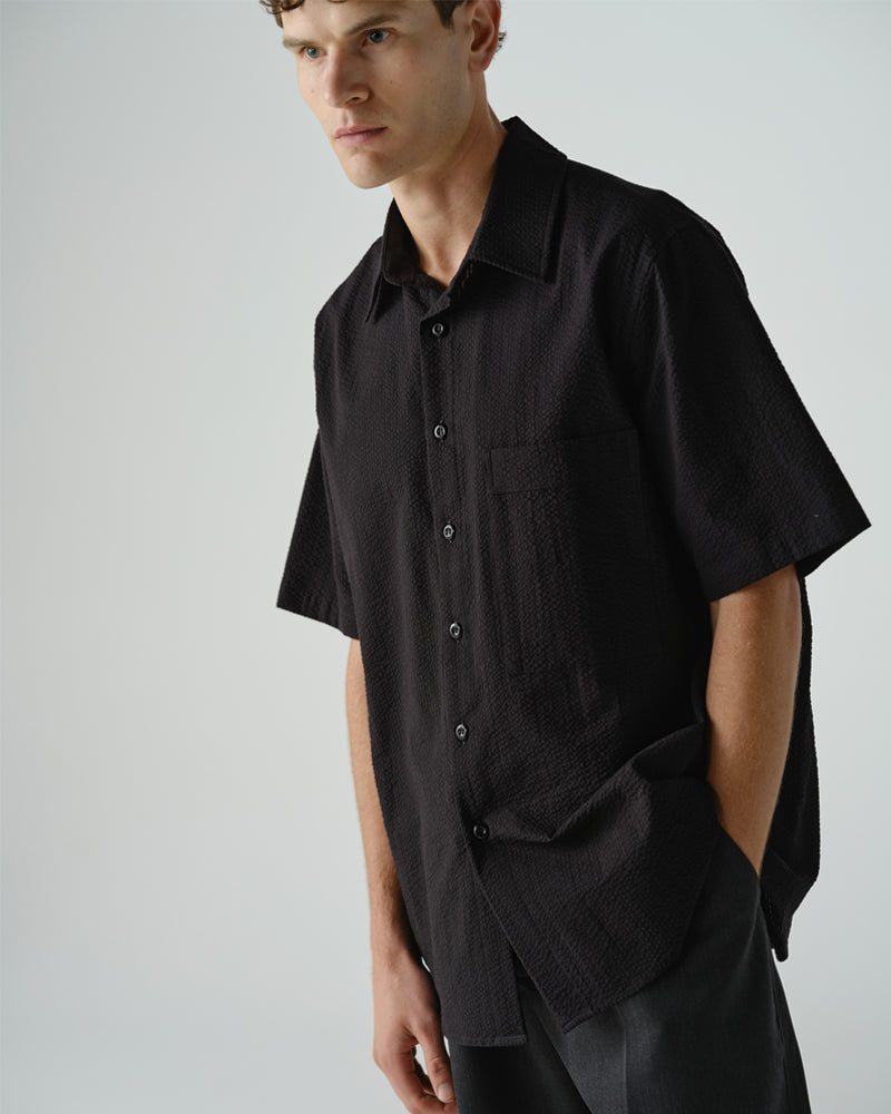 Thom Morison Short Sleeve Shirt Black SeersuckerThom Morison Short Sleeve Shirt Black Seersucker